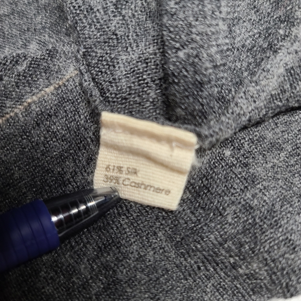 LABEL+thread Sweater - Picture 5 of 5